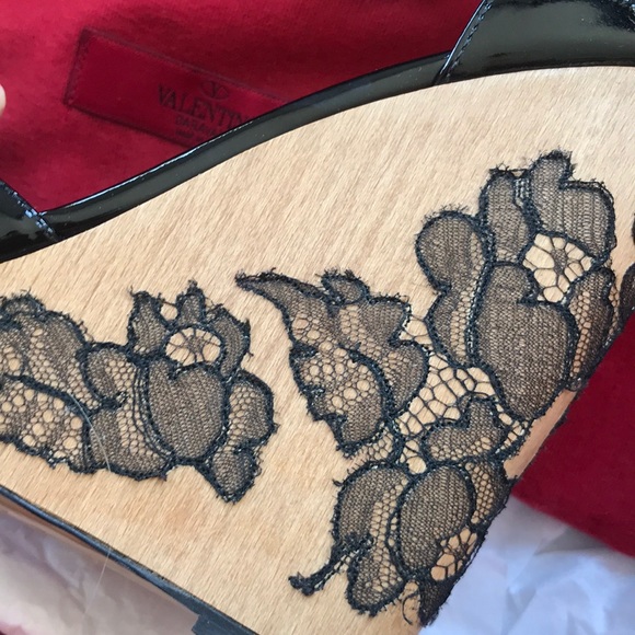 Valentino Wedges (RARE) - Picture 2 of 4